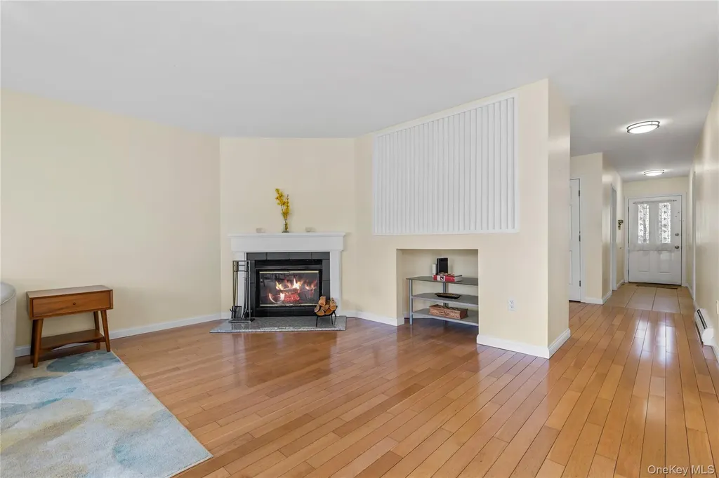 21 Tulip Tree Lane Mamaroneck NY 10543