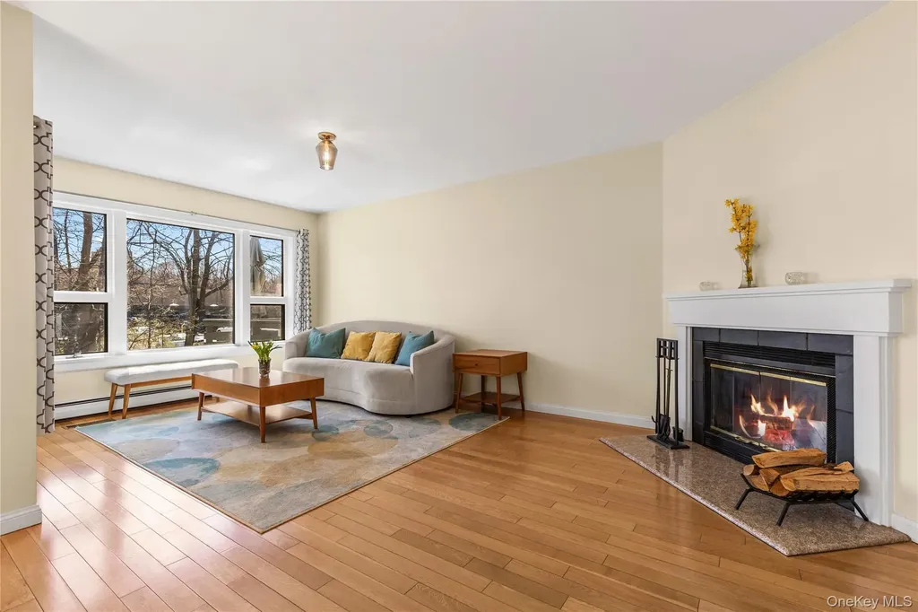 21 Tulip Tree Lane Mamaroneck NY 10543