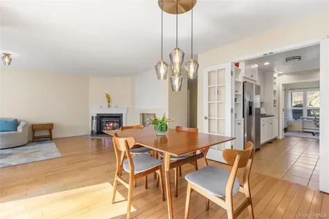21 Tulip Tree Lane Mamaroneck NY 10543