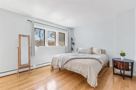 21 Tulip Tree Lane Mamaroneck NY 10543