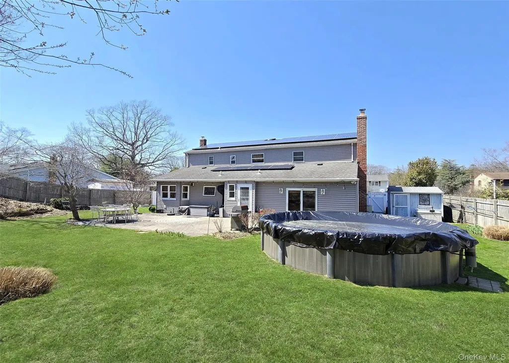17 Ethan Lane Ronkonkoma NY 11779