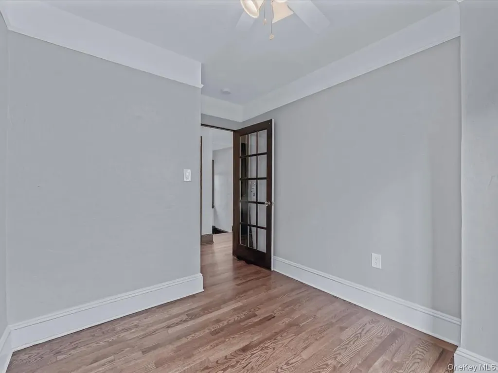 16 Kenilworth Road Mineola NY 11501