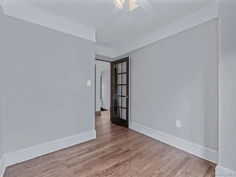 16 Kenilworth Road Mineola NY 11501