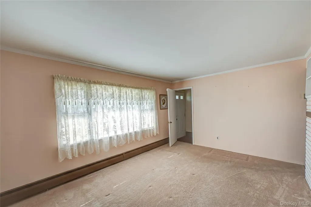 471 Division Avenue Hicksville NY 11801