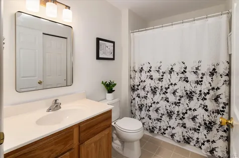 581 Barrett Hill Road Mahopac NY 10541