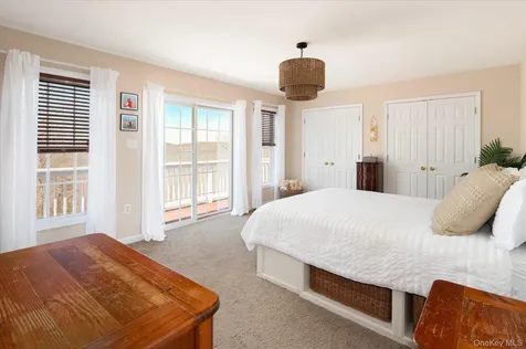 581 Barrett Hill Road Mahopac NY 10541