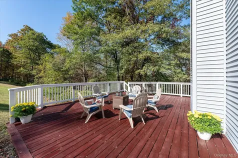581 Barrett Hill Road Mahopac NY 10541