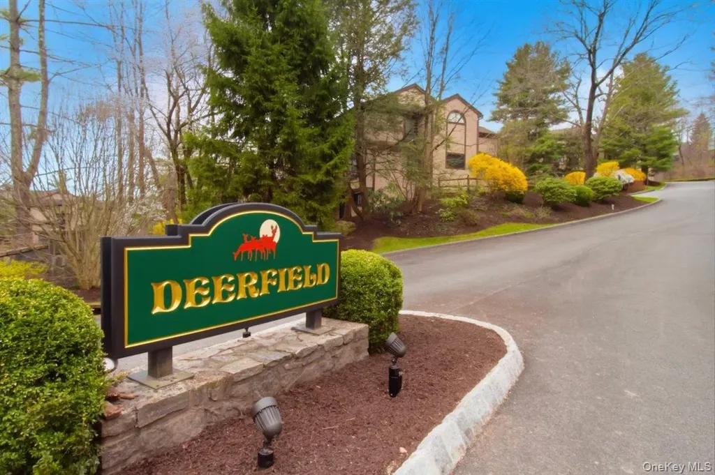 63 Deerfield Lane Ossining NY 10562
