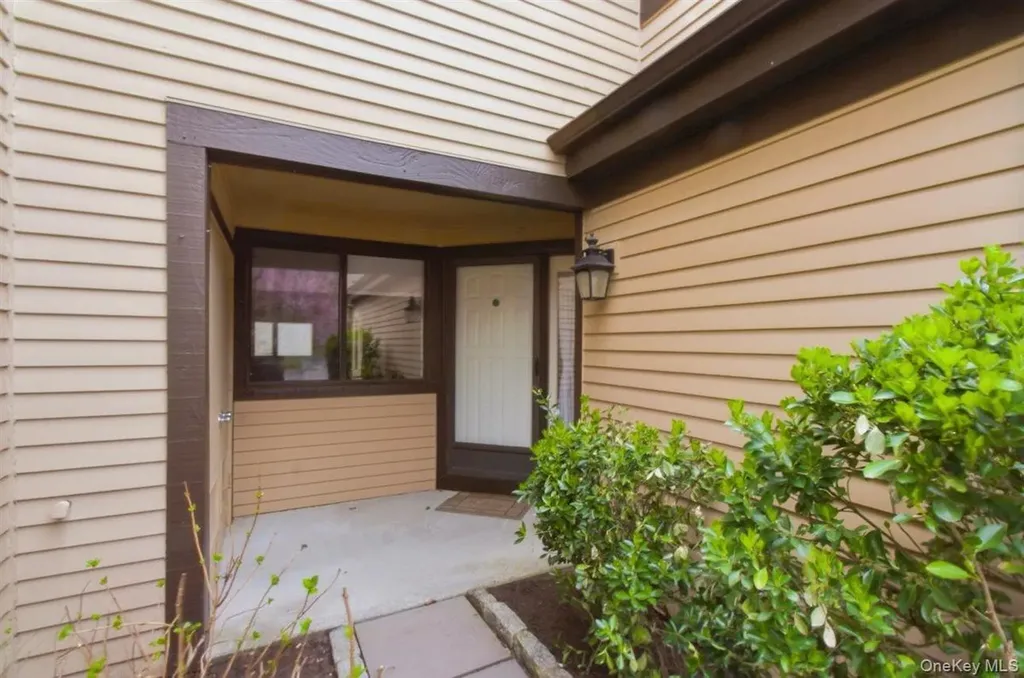 63 Deerfield Lane Ossining NY 10562