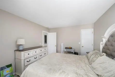 308 Misty Hills Lane Carmel NY 10512