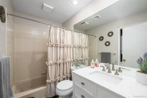 308 Misty Hills Lane Carmel NY 10512
