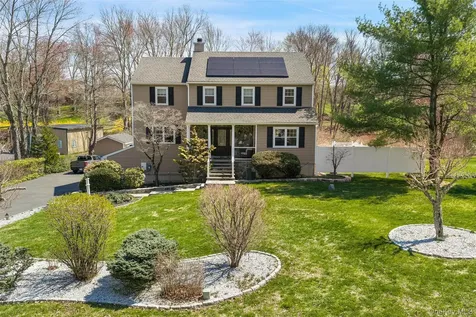 19 Peachtree Drive Cortlandt Manor NY 10567