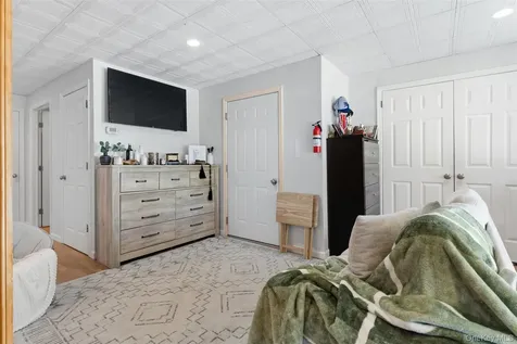 19 Peachtree Drive Cortlandt Manor NY 10567