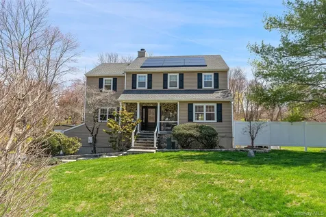 19 Peachtree Drive Cortlandt Manor NY 10567