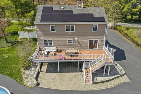 19 Peachtree Drive Cortlandt Manor NY 10567