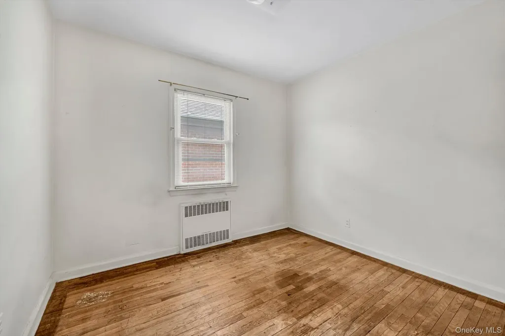 160-16 25th Drive Flushing NY 11358