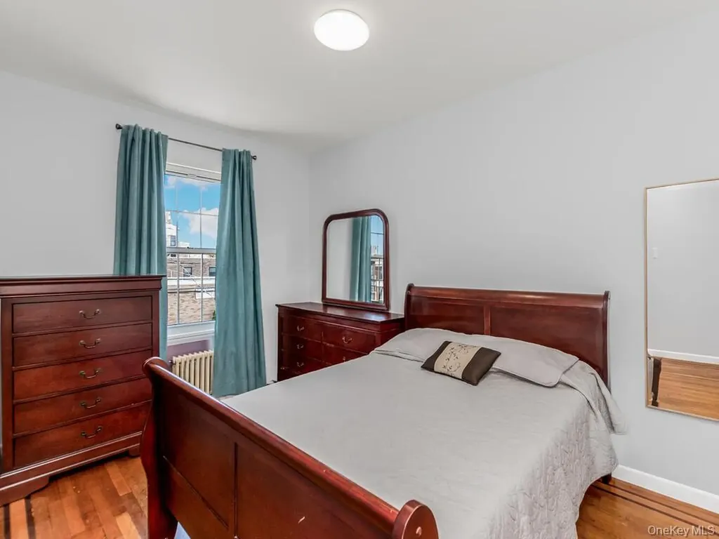 4327 Byron Avenue Bronx NY 10466