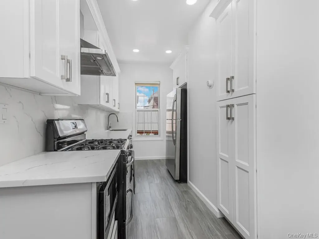 4327 Byron Avenue Bronx NY 10466