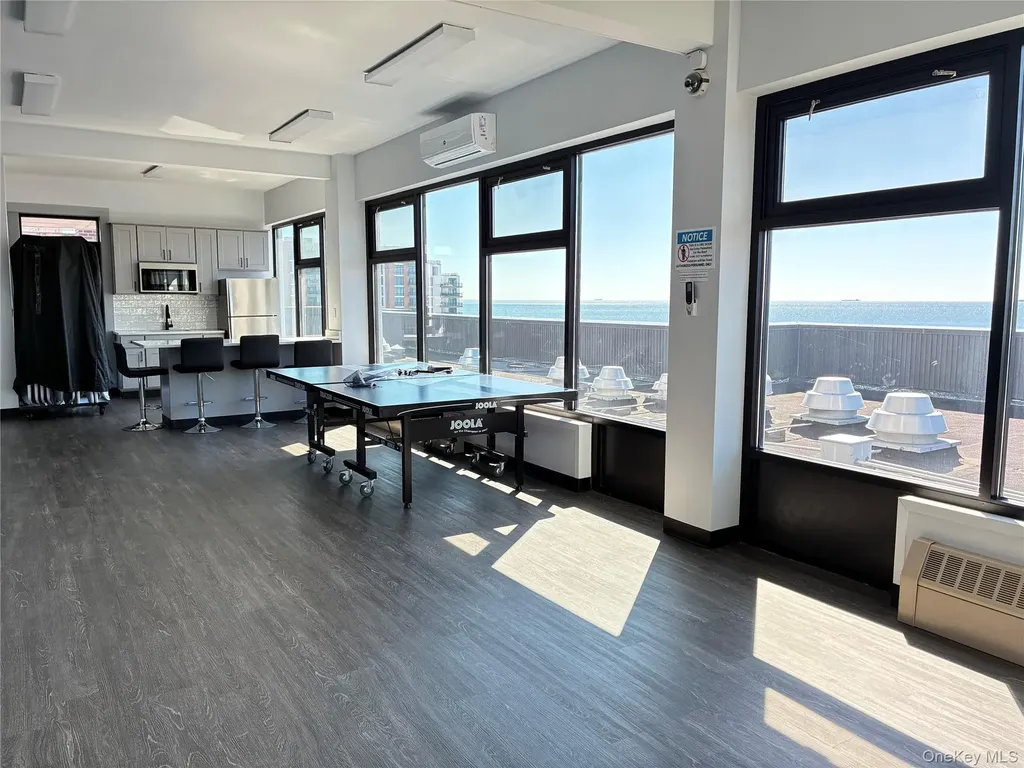 1 E Broadway Long Beach NY 11561