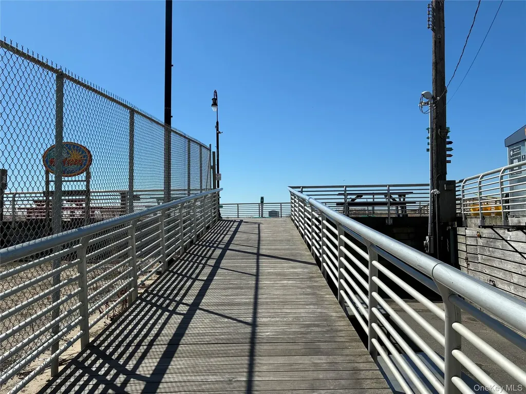 1 E Broadway Long Beach NY 11561