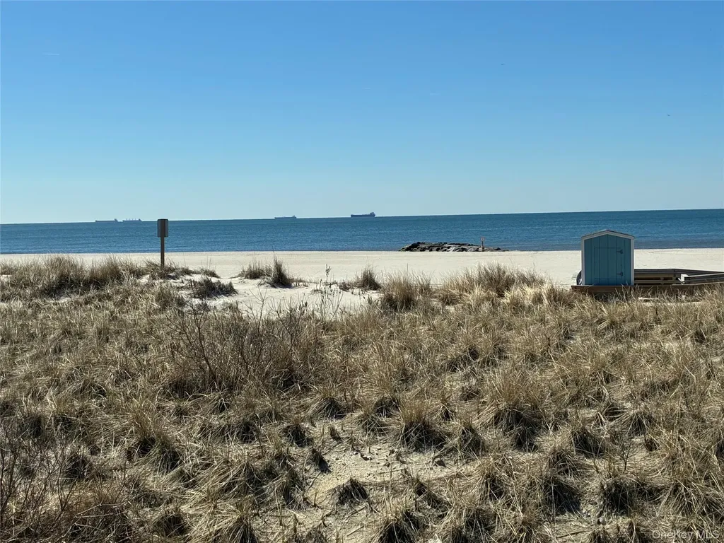 1 E Broadway Long Beach NY 11561
