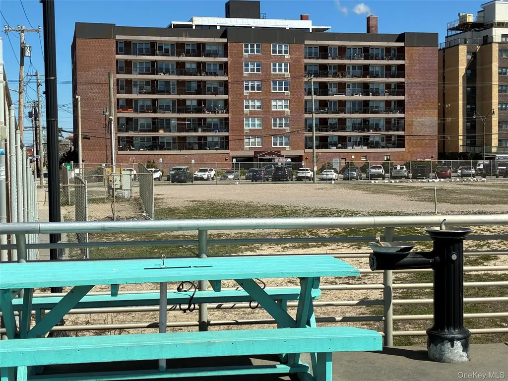 1 E Broadway Long Beach NY 11561