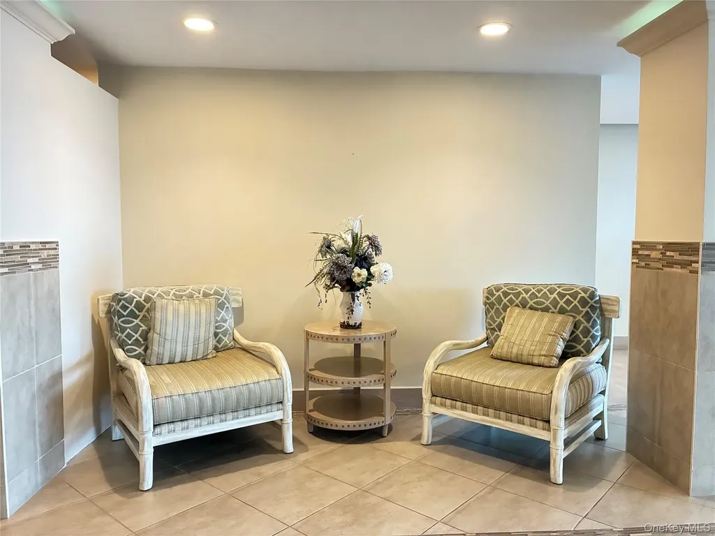 1 E Broadway Long Beach NY 11561