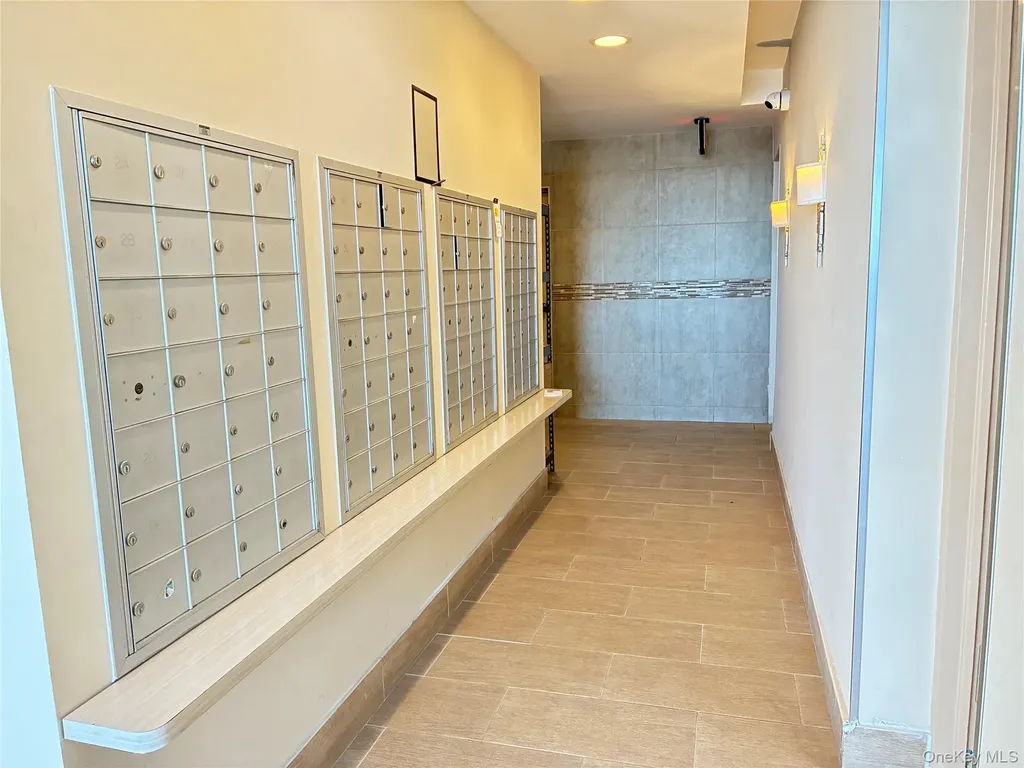 1 E Broadway Long Beach NY 11561
