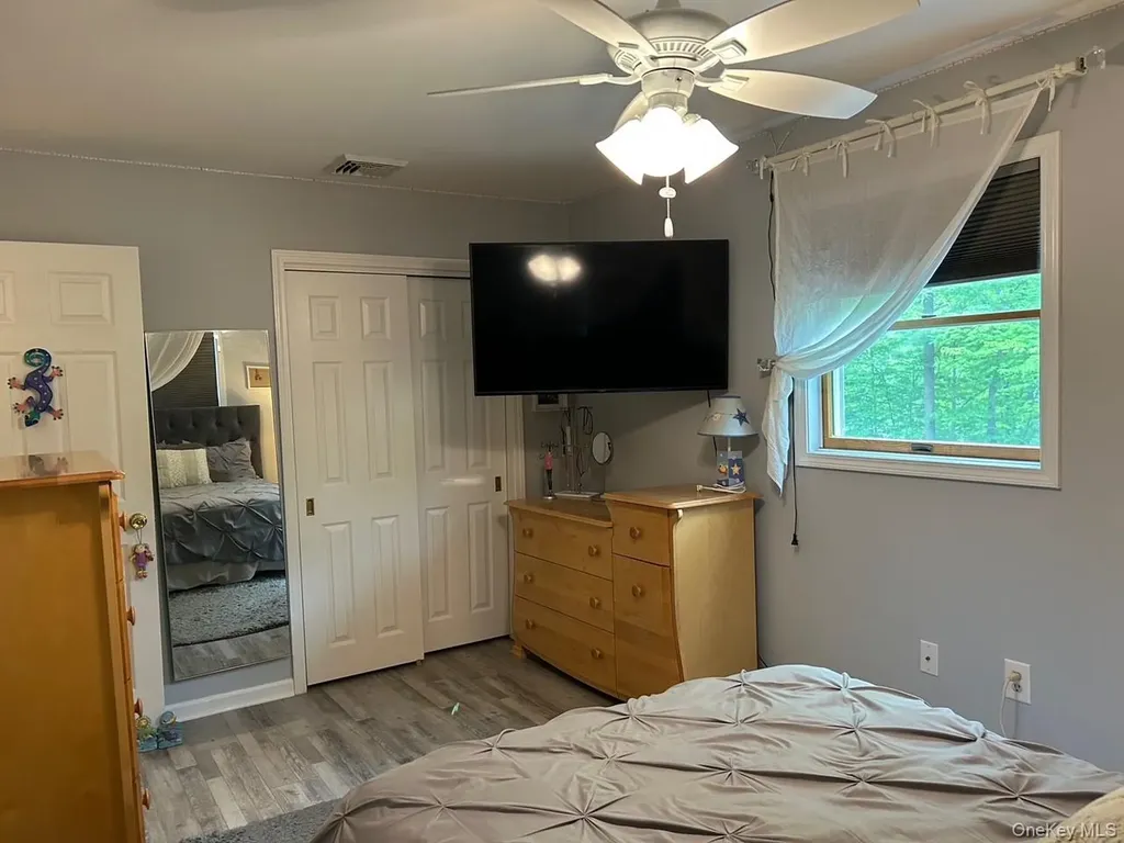 25 Cocoa Lane Newburgh NY 12550