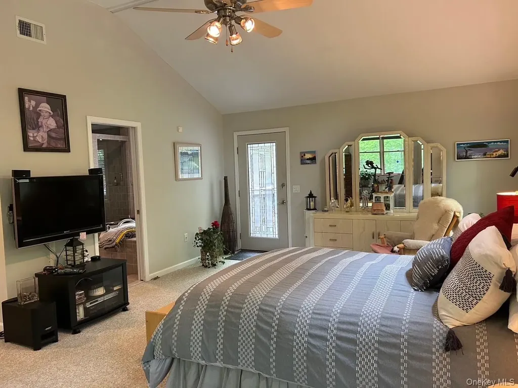 25 Cocoa Lane Newburgh NY 12550