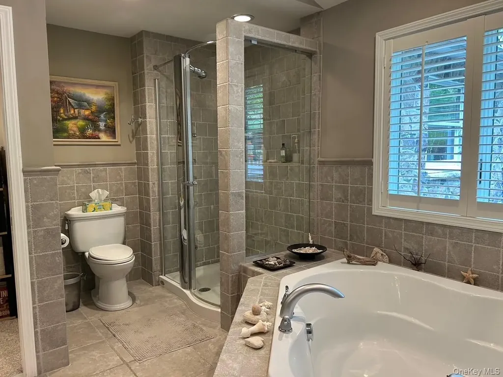 25 Cocoa Lane Newburgh NY 12550