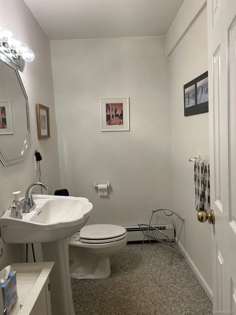 25 Cocoa Lane Newburgh NY 12550