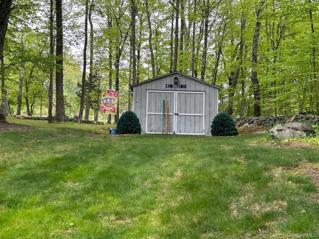 25 Cocoa Lane Newburgh NY 12550