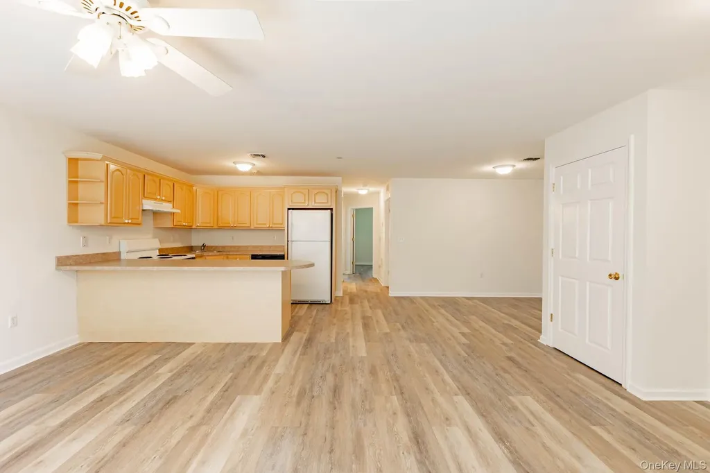101 Flurry Lane West Babylon NY 11704