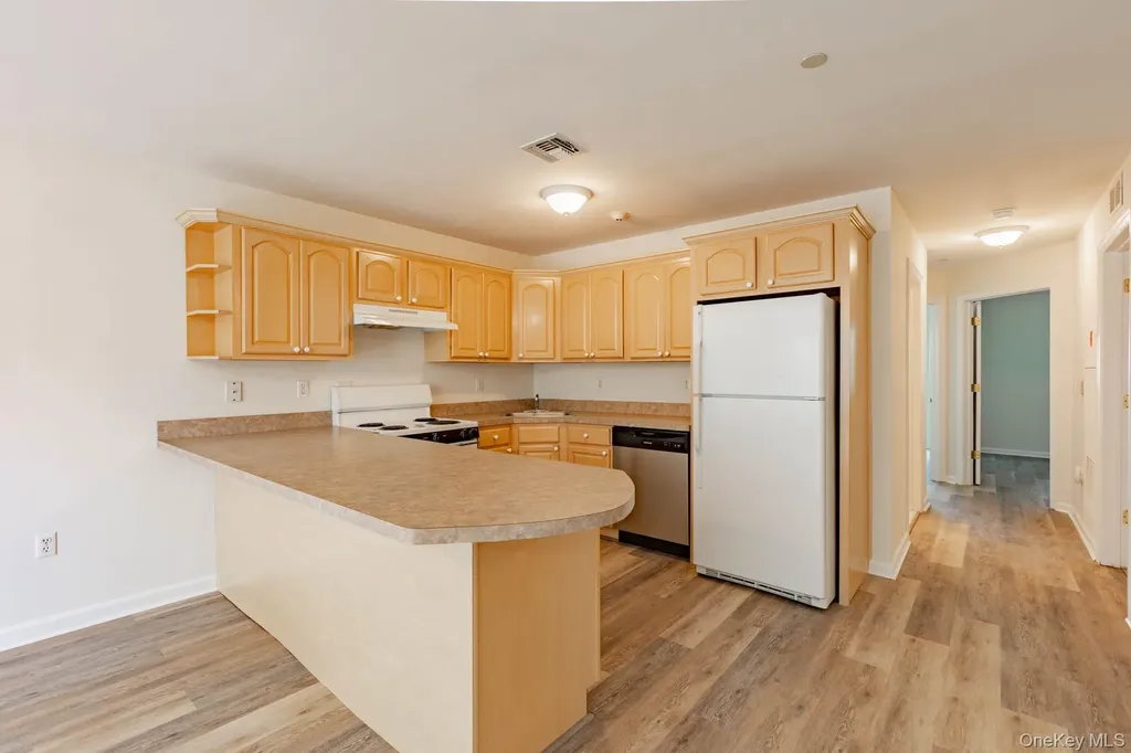101 Flurry Lane West Babylon NY 11704