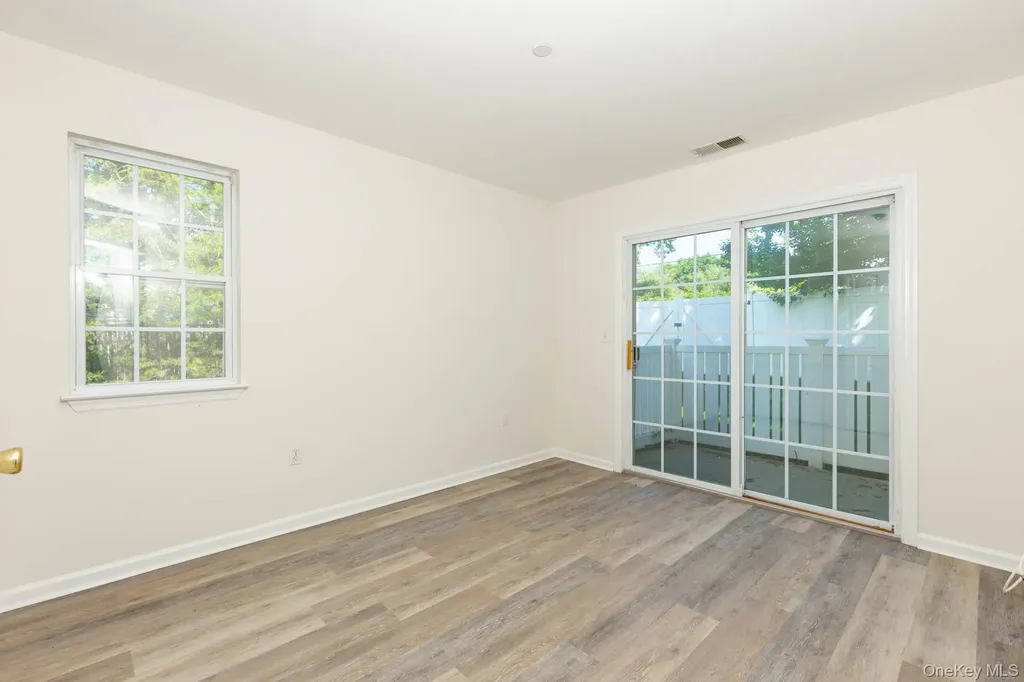 101 Flurry Lane West Babylon NY 11704