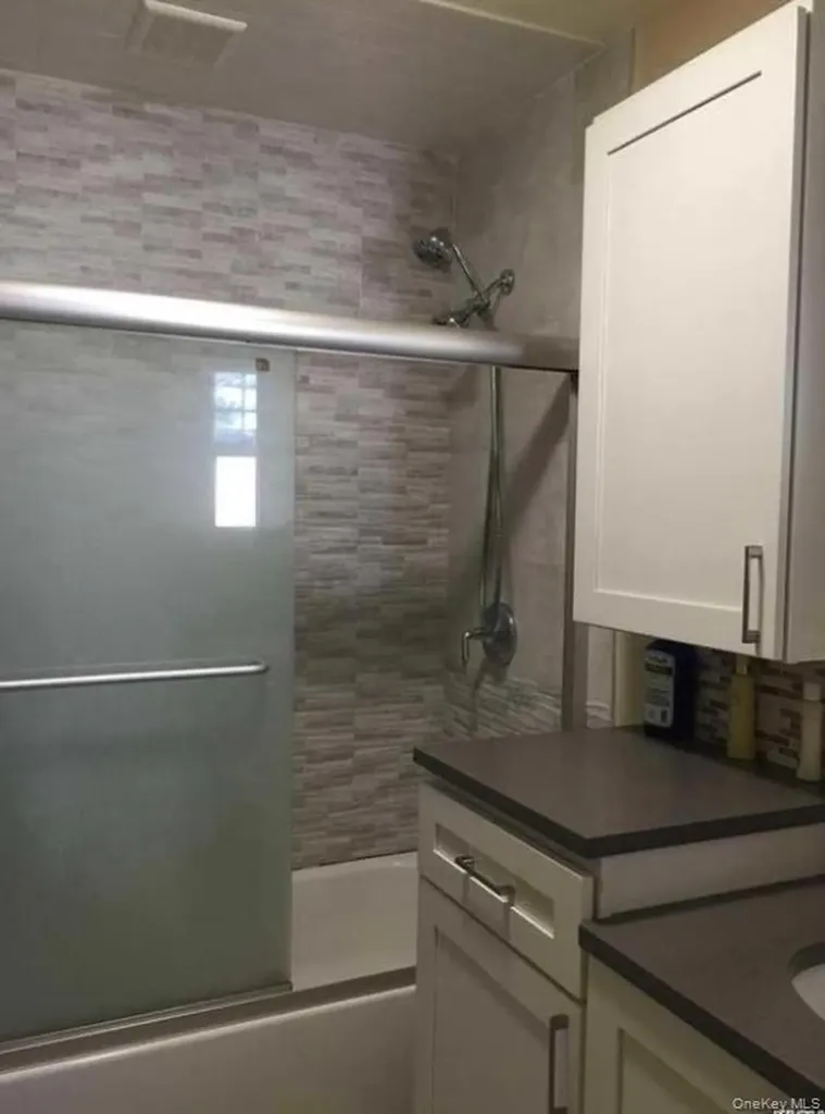 406 Plainview Road Hicksville NY 11801