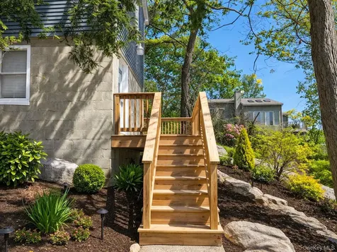 18 Pleasant Road Lake Peekskill NY 10537