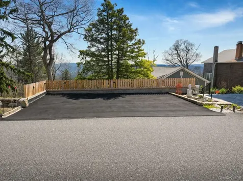 18 Pleasant Road Lake Peekskill NY 10537