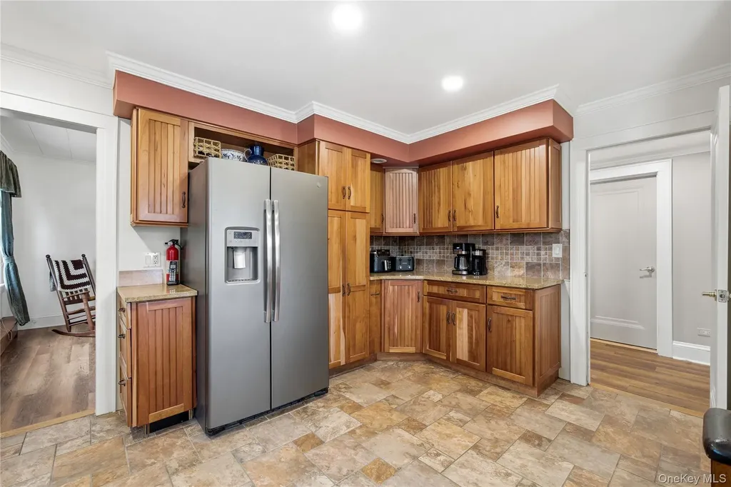 147 Church Avenue Islip NY 11751