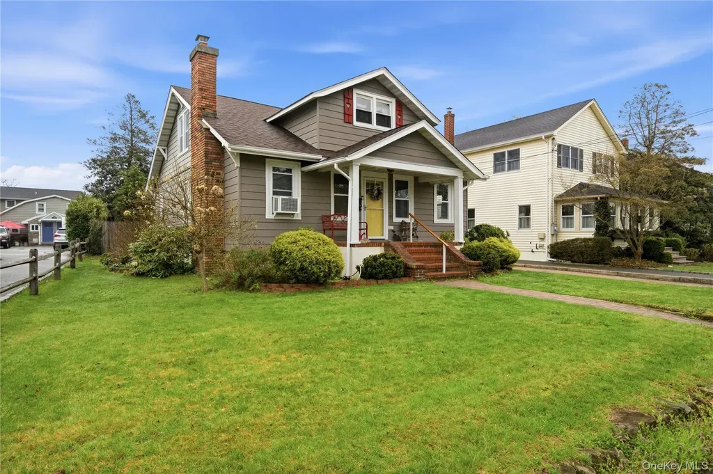 147 Church Avenue Islip NY 11751