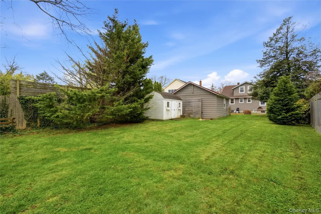147 Church Avenue Islip NY 11751