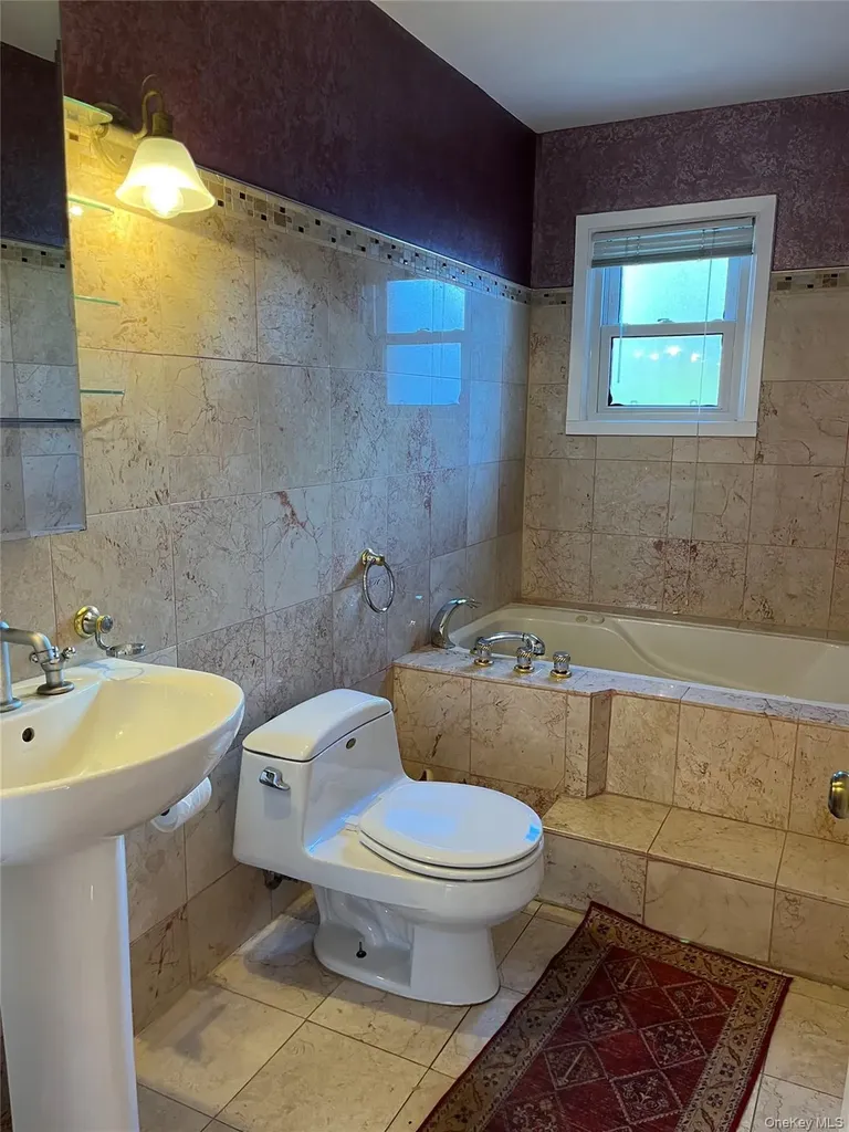 429 E Park Avenue Long Beach NY 11561