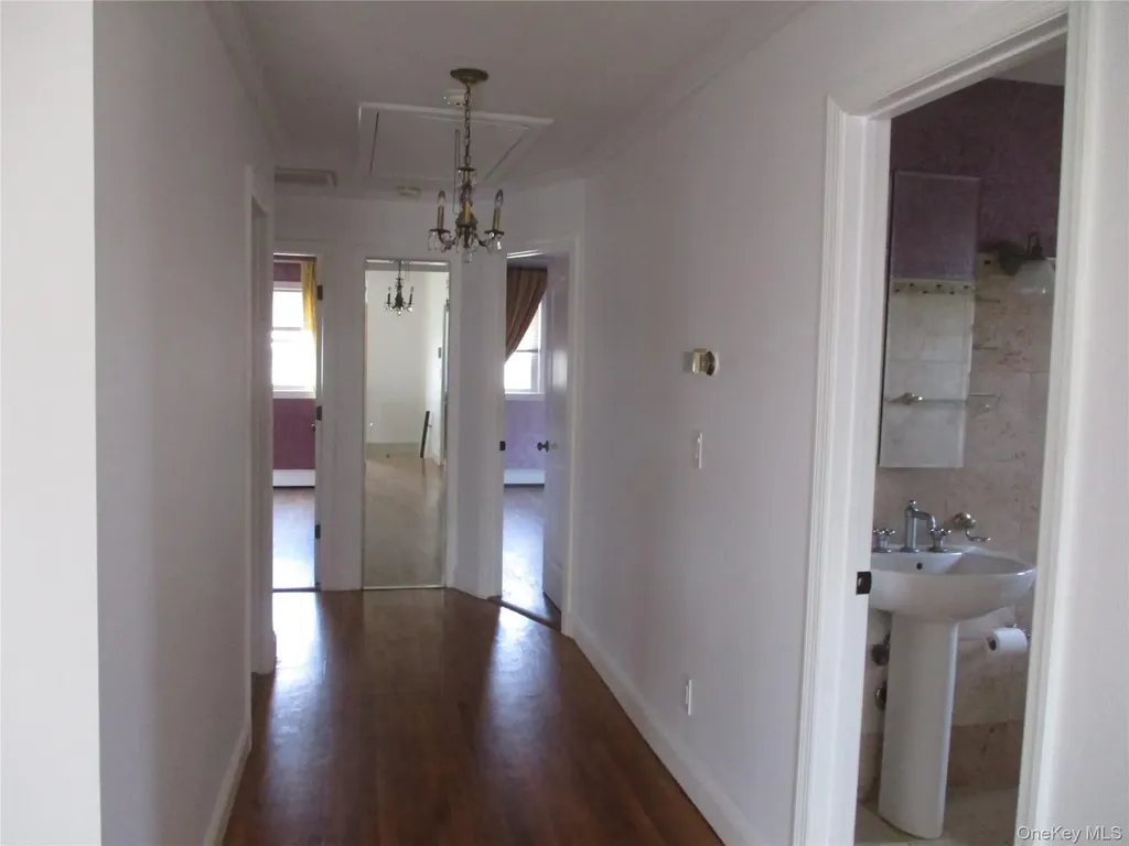 429 E Park Avenue Long Beach NY 11561