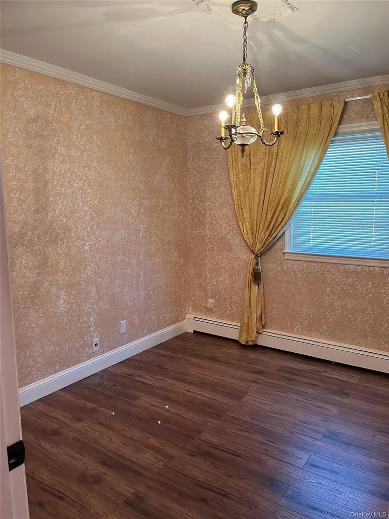 429 E Park Avenue Long Beach NY 11561