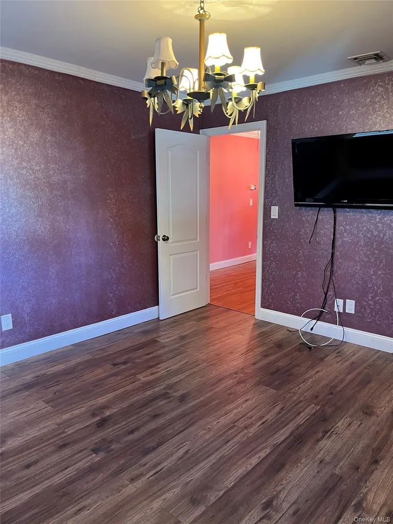 429 E Park Avenue Long Beach NY 11561