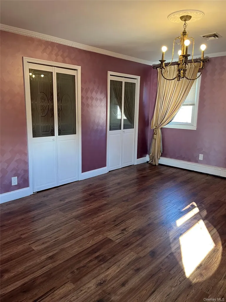 429 E Park Avenue Long Beach NY 11561
