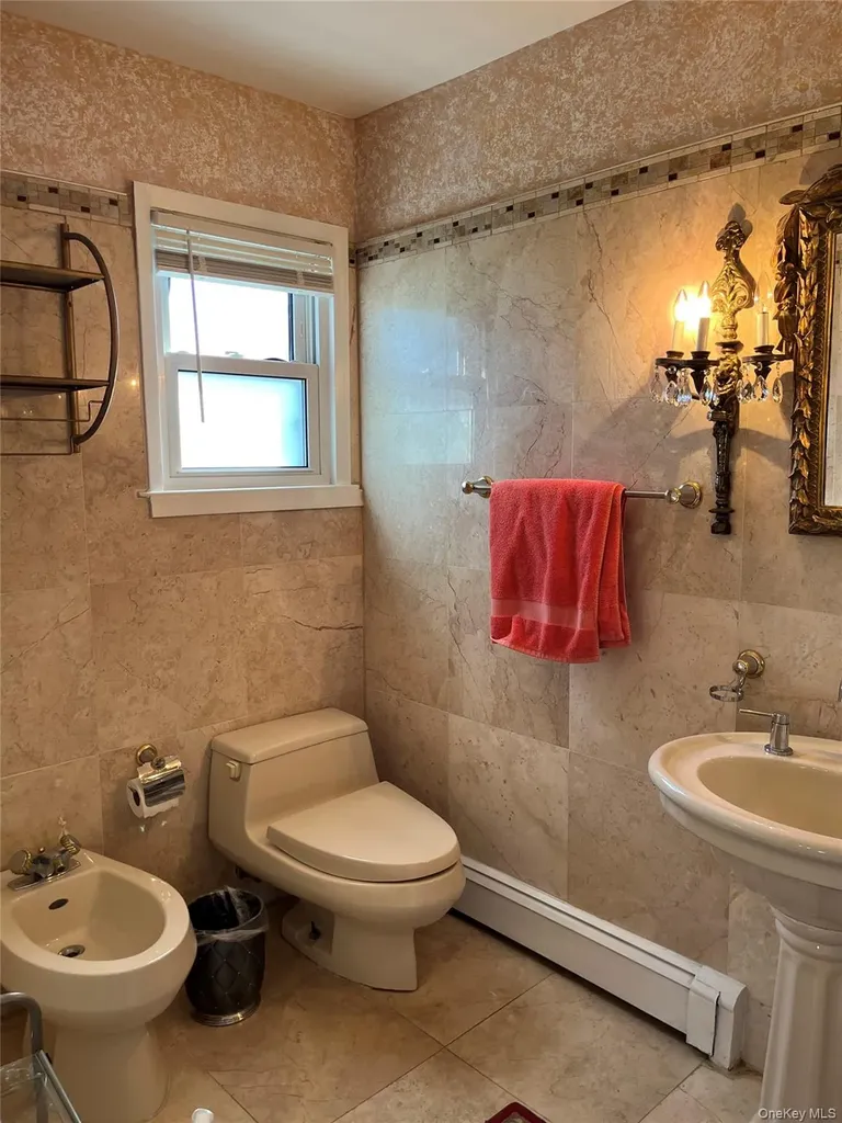 429 E Park Avenue Long Beach NY 11561