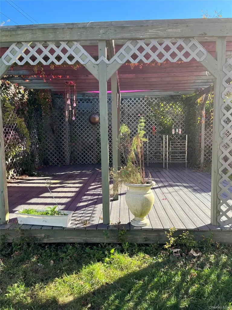 429 E Park Avenue Long Beach NY 11561