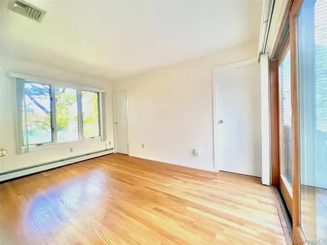 15 Evon Court Scarsdale NY 10583
